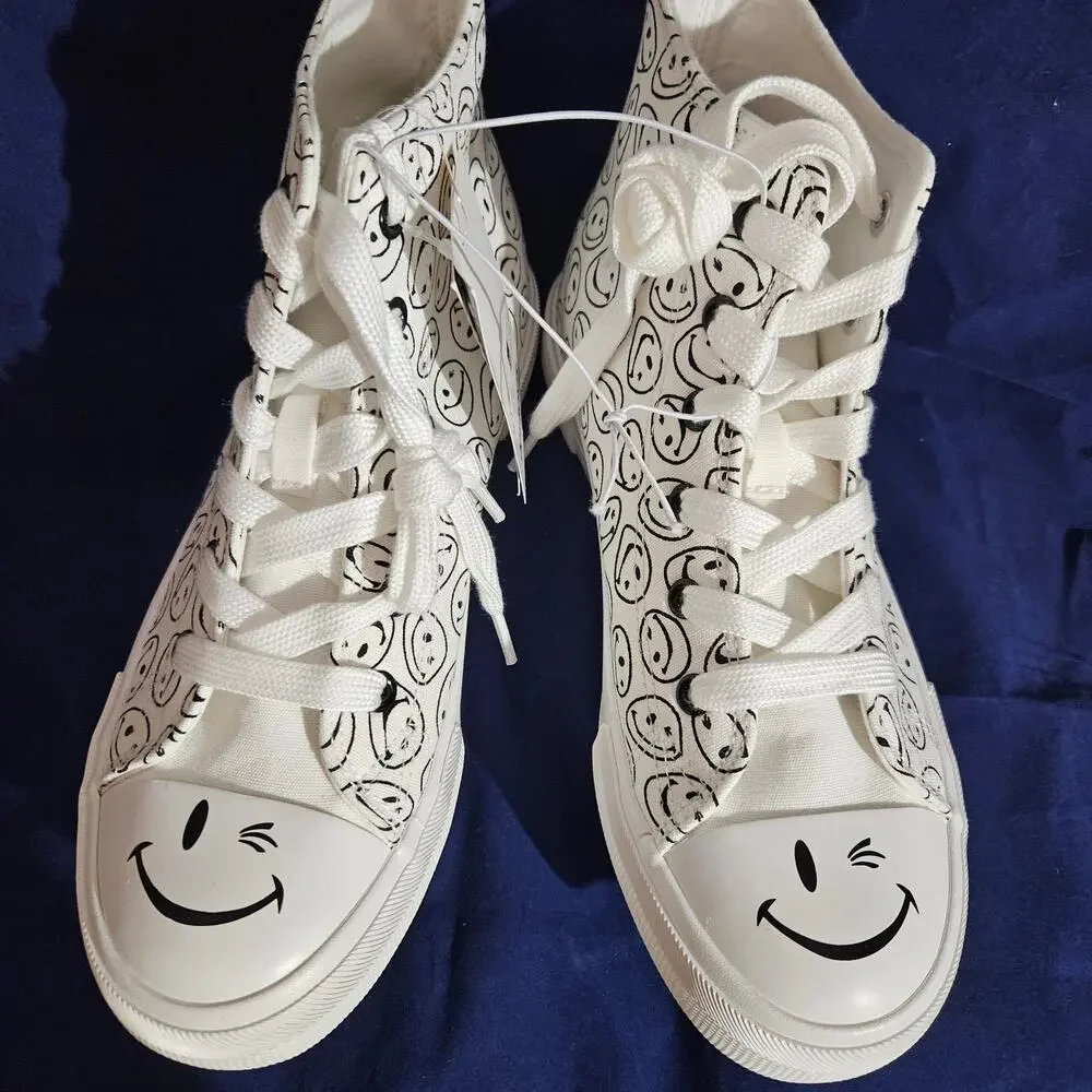 Joe Boxer Shoes Woman's Size 5 Smiley Face White High-Top Canvas